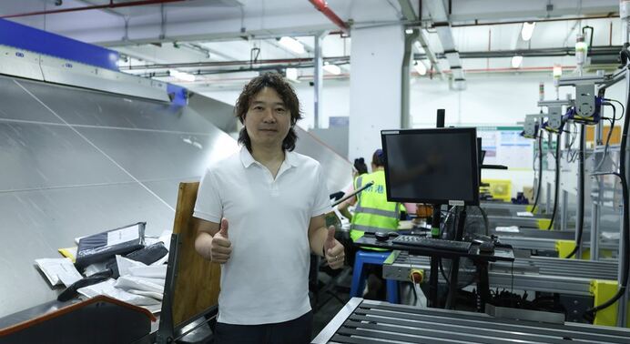 ASG operations team running supplier capacity audit production protocol and backup supplier coordination in the Shenzhen warehouse for a Shopify seller's scale-up