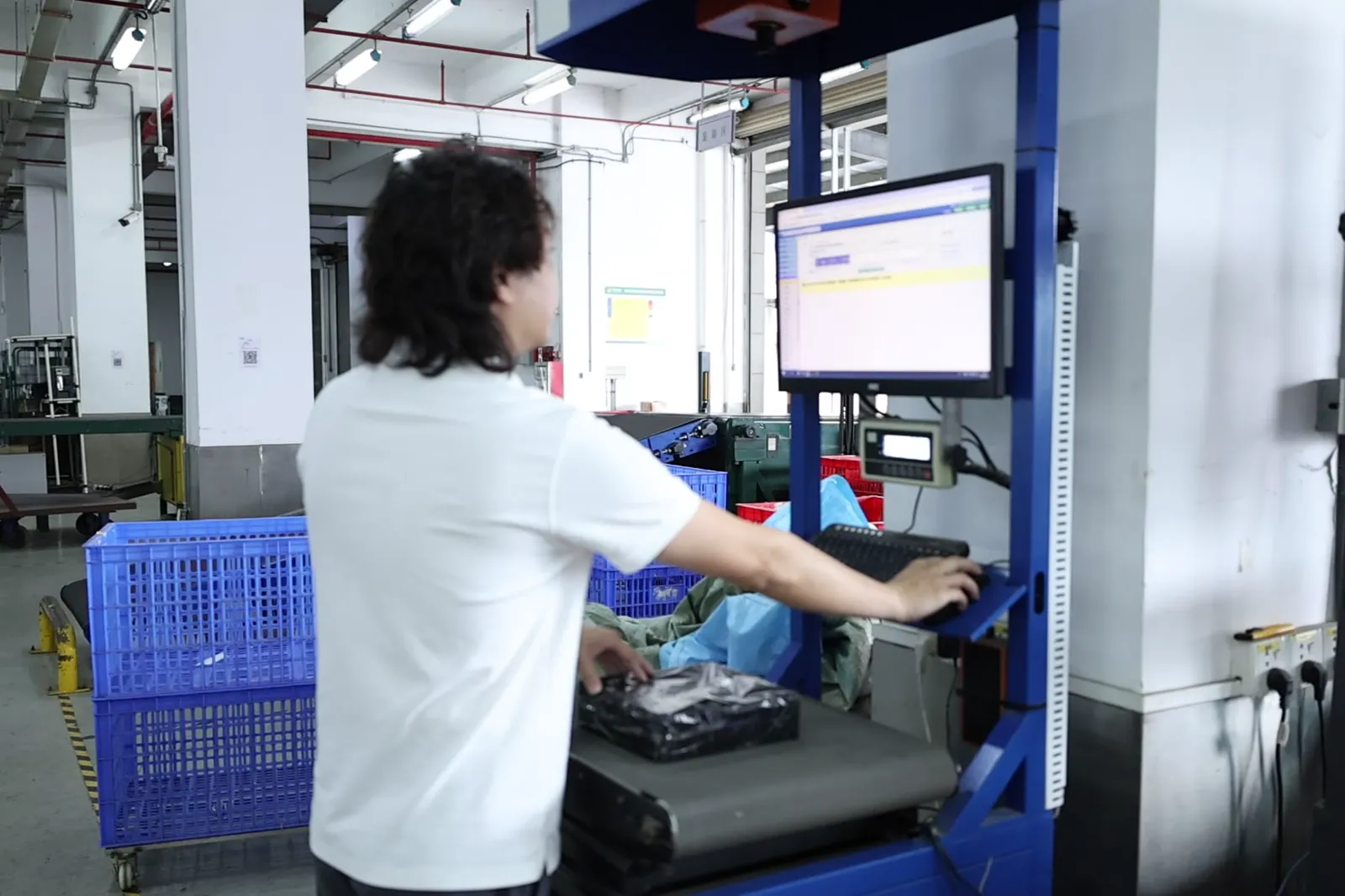 ASG China fulfillment work area